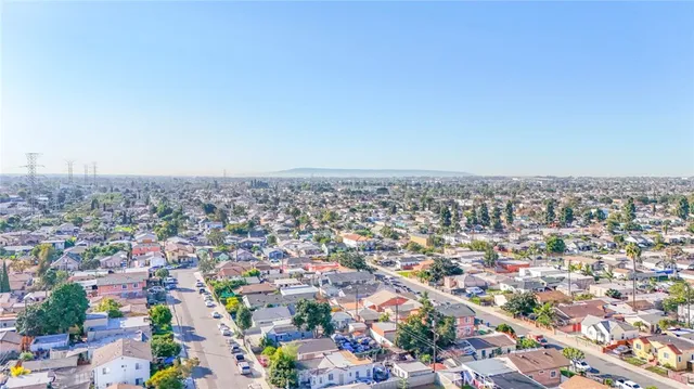 $639,900 | 1404 East 87th Place, Los Angeles, CA 90002