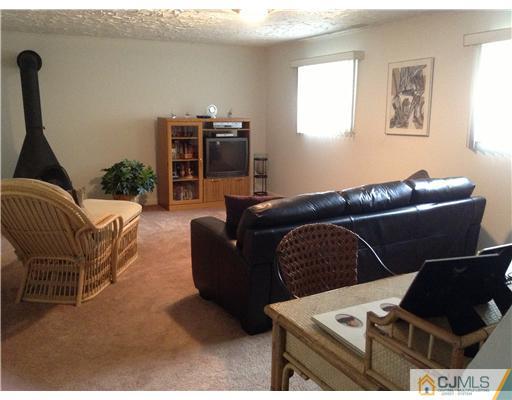 46 Harmon Road Edison, NJ 08837 - Photo 13 of 17 a living room with furniture