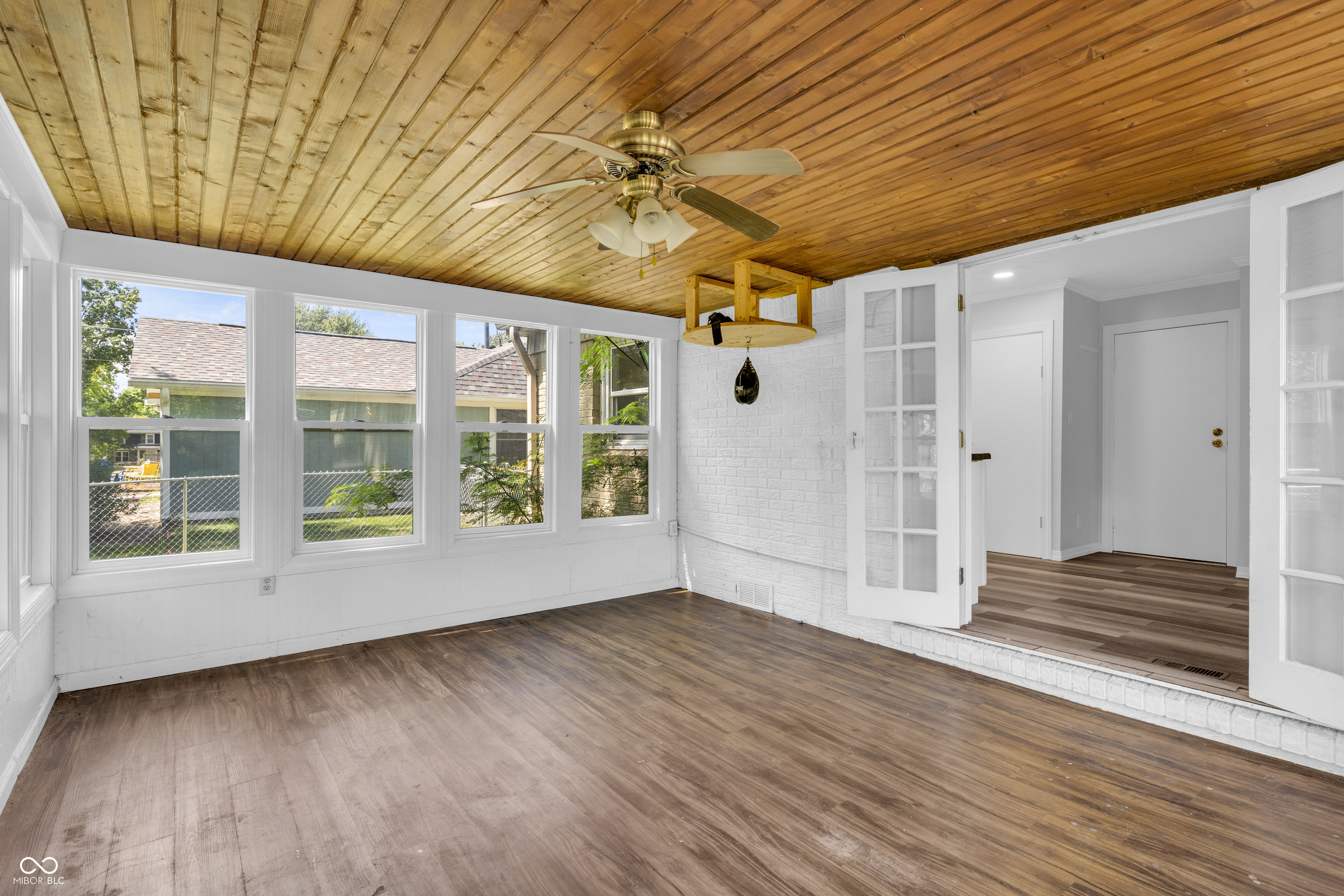 115 Bennett Road Carmel, IN 46032 - Photo 11 of 30 Gallery Image 11