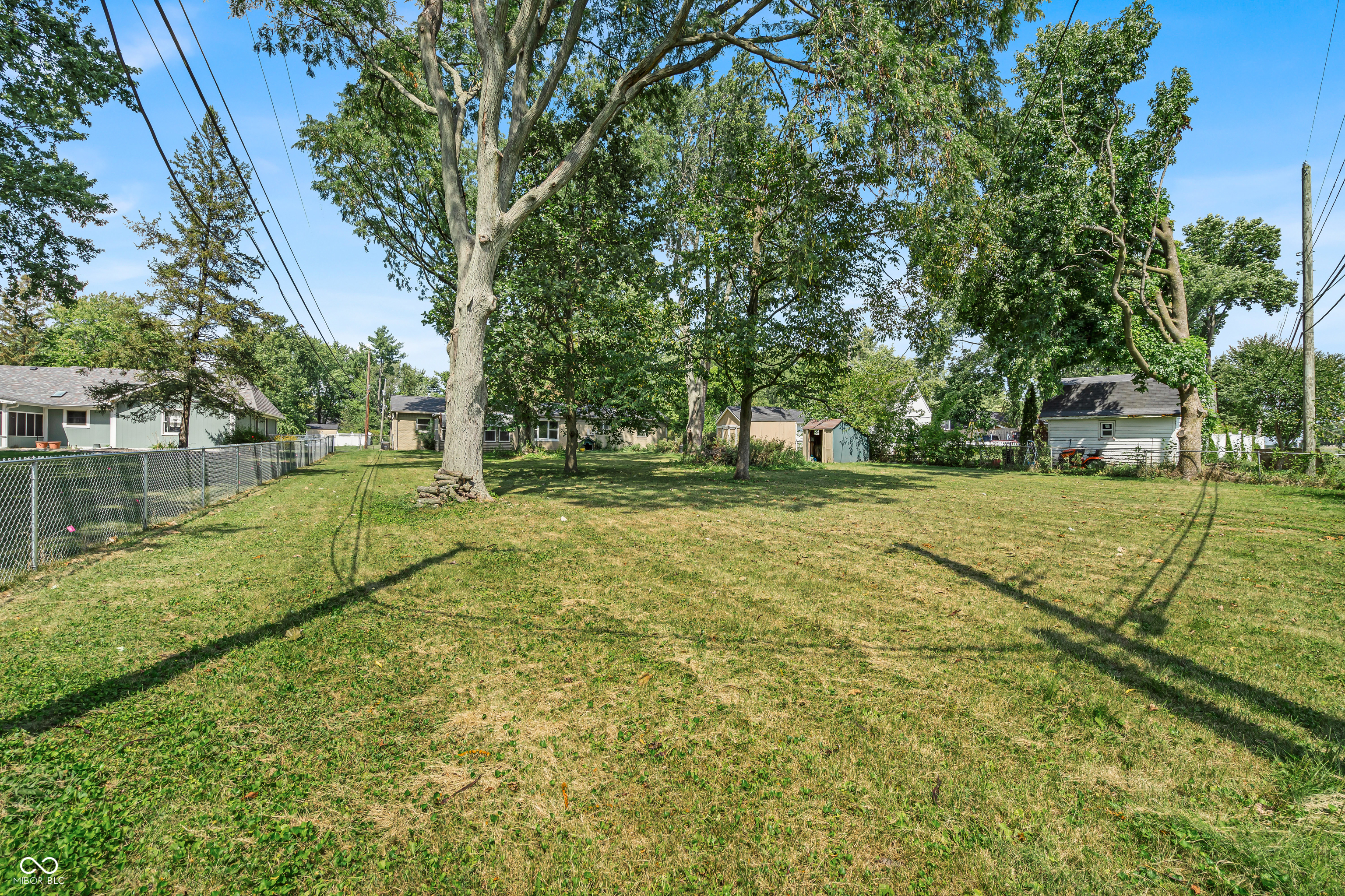 115 Bennett Road Carmel, IN 46032 - Photo 21 of 30 Gallery Image 21