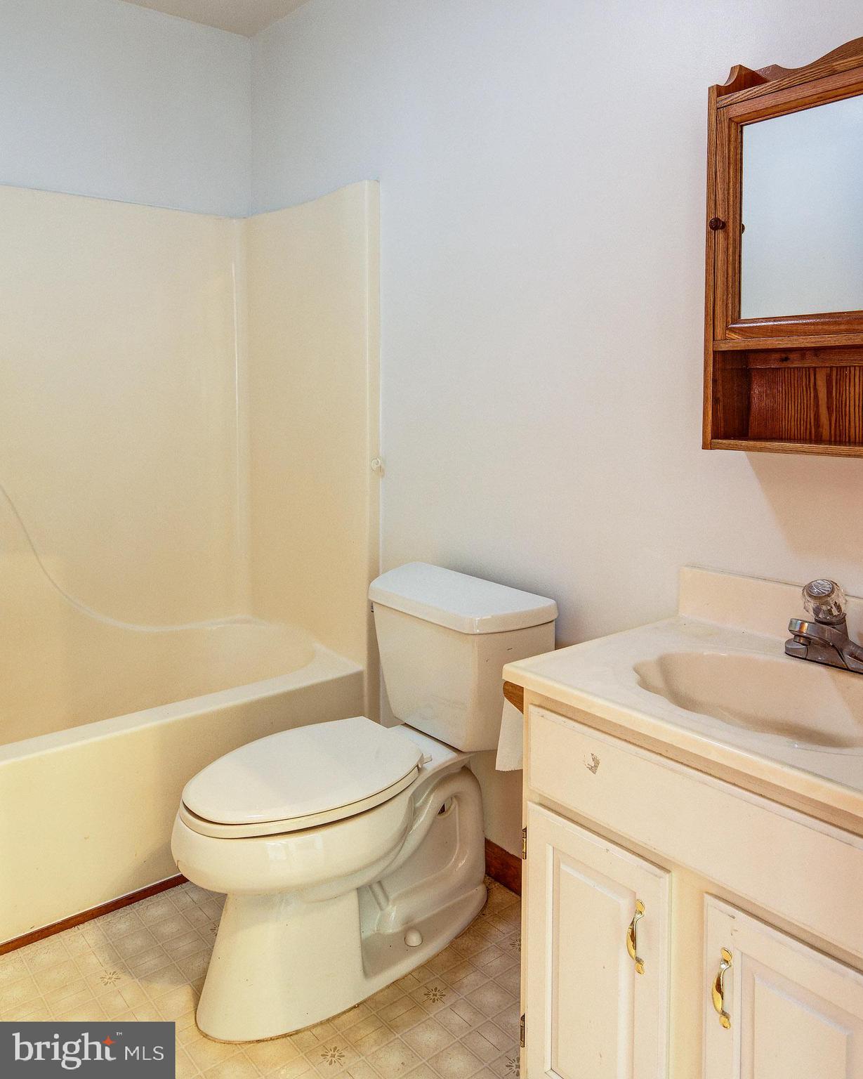 120 Richards Road Bridgeton, NJ 08302 - Photo 29 of 48 Second Bathroom
