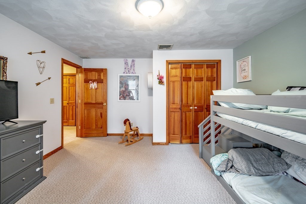 26 Old Farm Road Palmer, MA 01069 - Photo 31 of 41 Gallery Image 31