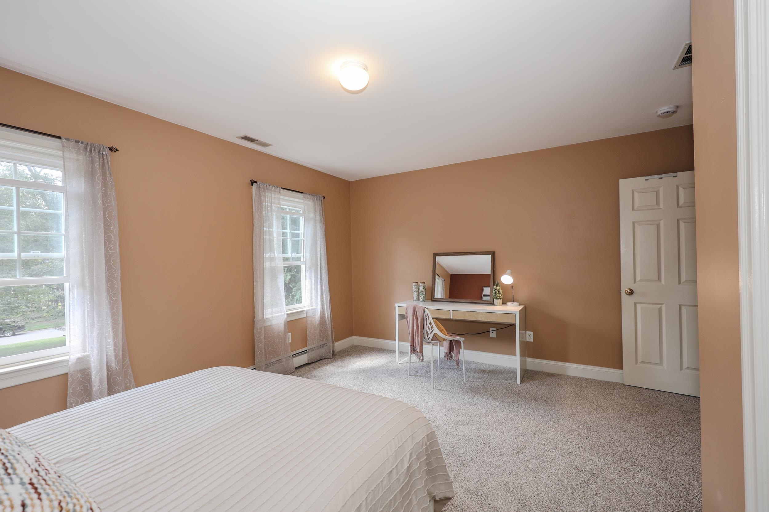 18 Nottingham Road Windham, NH 03087 - Photo 40 of 56