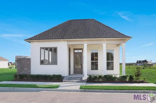 $459,900 | 5091 Stonewater Drive, Gonzales, LA 70737