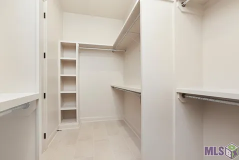 $459,900 | 5091 Stonewater Drive, Gonzales, LA 70737