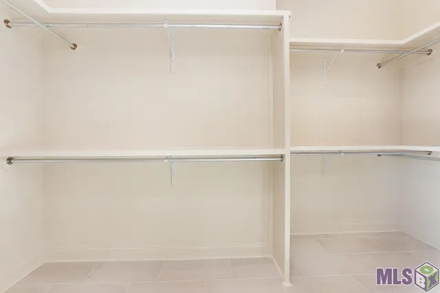 $459,900 | 5091 Stonewater Drive, Gonzales, LA 70737