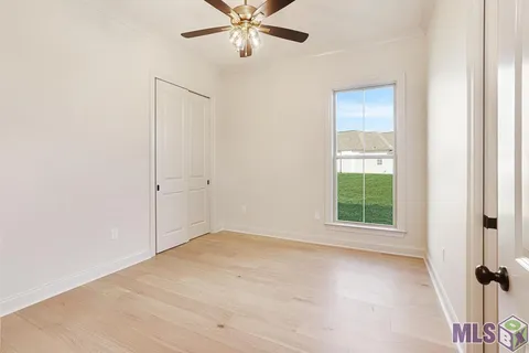 $459,900 | 5091 Stonewater Drive, Gonzales, LA 70737