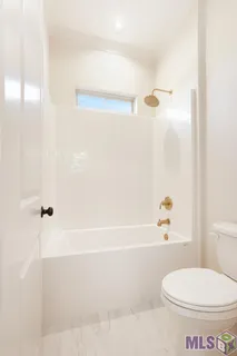 $459,900 | 5091 Stonewater Drive, Gonzales, LA 70737