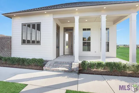 $459,900 | 5091 Stonewater Drive, Gonzales, LA 70737