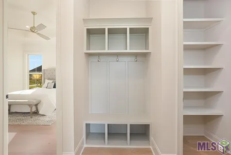 $459,900 | 5091 Stonewater Drive, Gonzales, LA 70737