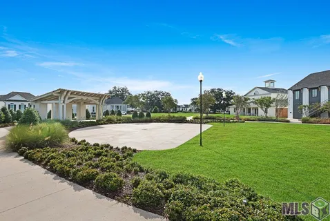 $459,900 | 5091 Stonewater Drive, Gonzales, LA 70737