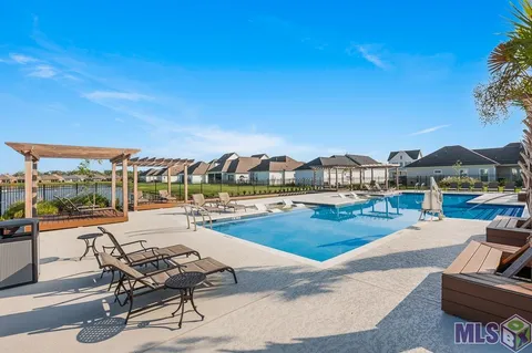 $459,900 | 5091 Stonewater Drive, Gonzales, LA 70737