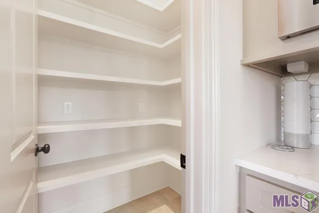 $459,900 | 5091 Stonewater Drive, Gonzales, LA 70737