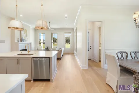 $459,900 | 5091 Stonewater Drive, Gonzales, LA 70737