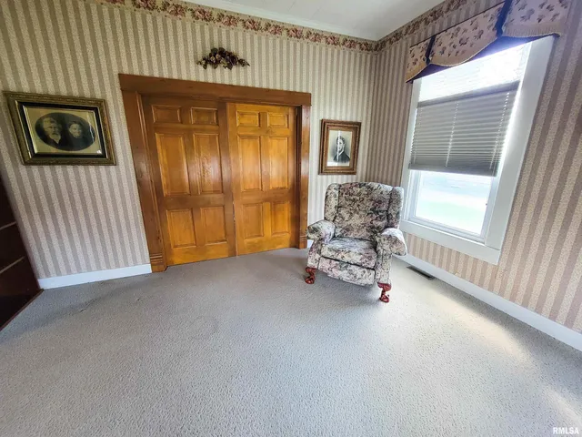 $149,000 | 513 South Main Street, Clay City, IL 62824