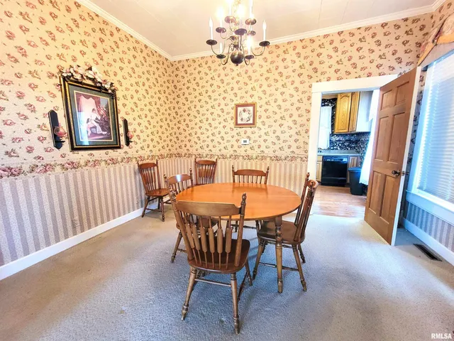 $149,000 | 513 South Main Street, Clay City, IL 62824