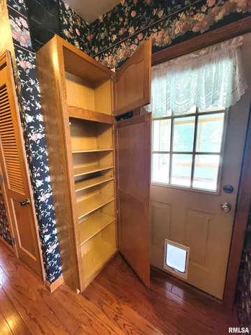 $149,000 | 513 South Main Street, Clay City, IL 62824