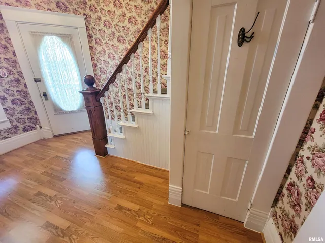 $149,000 | 513 South Main Street, Clay City, IL 62824