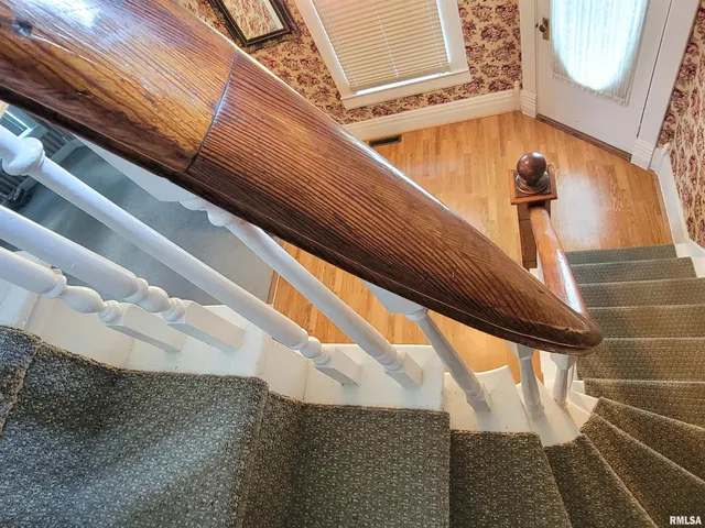 $149,000 | 513 South Main Street, Clay City, IL 62824