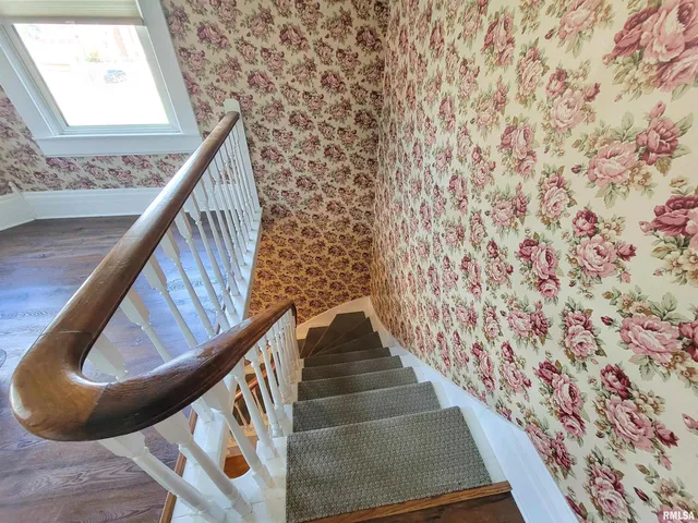 $149,000 | 513 South Main Street, Clay City, IL 62824