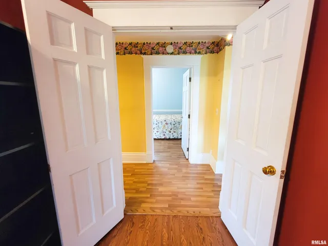 $149,000 | 513 South Main Street, Clay City, IL 62824