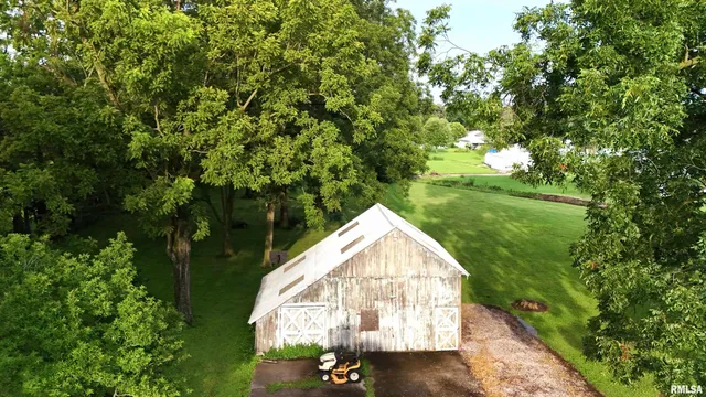 $149,000 | 513 South Main Street, Clay City, IL 62824