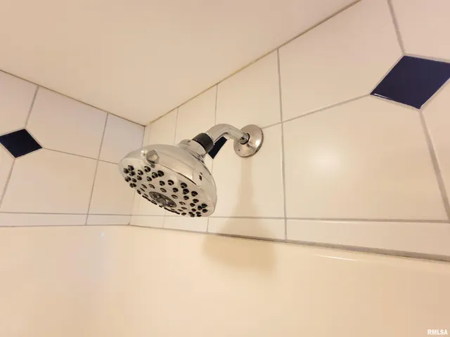 $149,000 | 513 South Main Street, Clay City, IL 62824