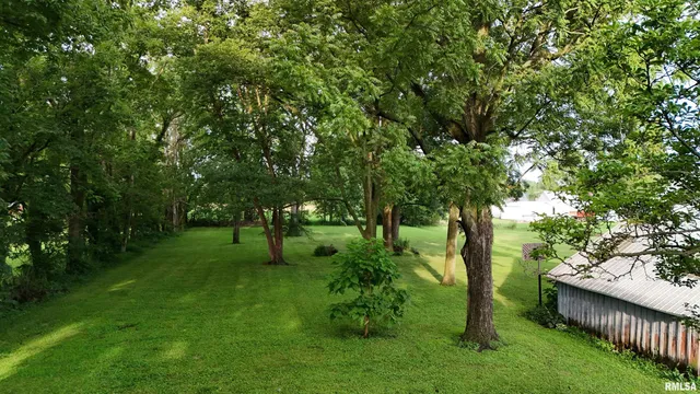 $149,000 | 513 South Main Street, Clay City, IL 62824