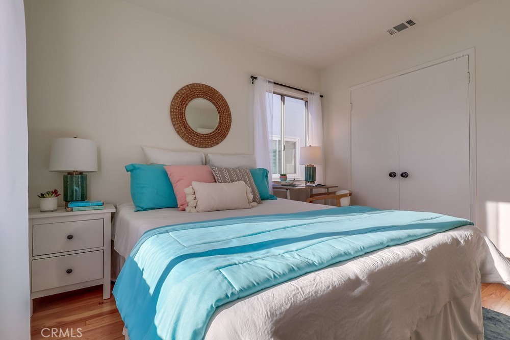 3562 North Studebaker Road Long Beach, CA 90808 - Photo 25 of 39 a bedroom with a bed and a window