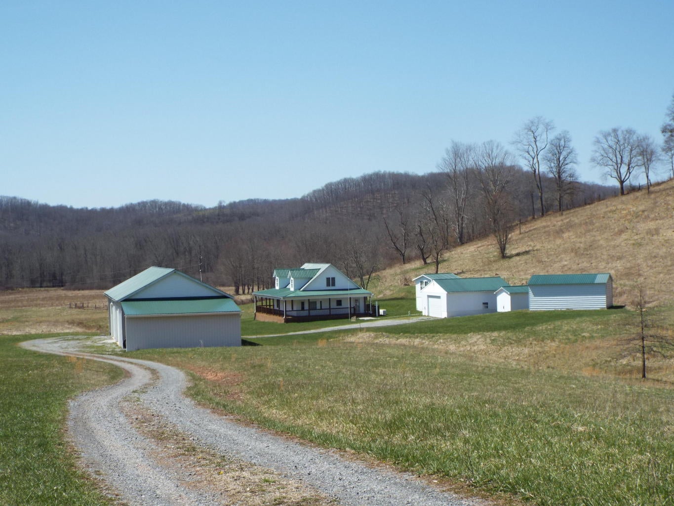897 Run Road Alderson, WV 24910 - Photo 1 of 32 Gallery Image 1