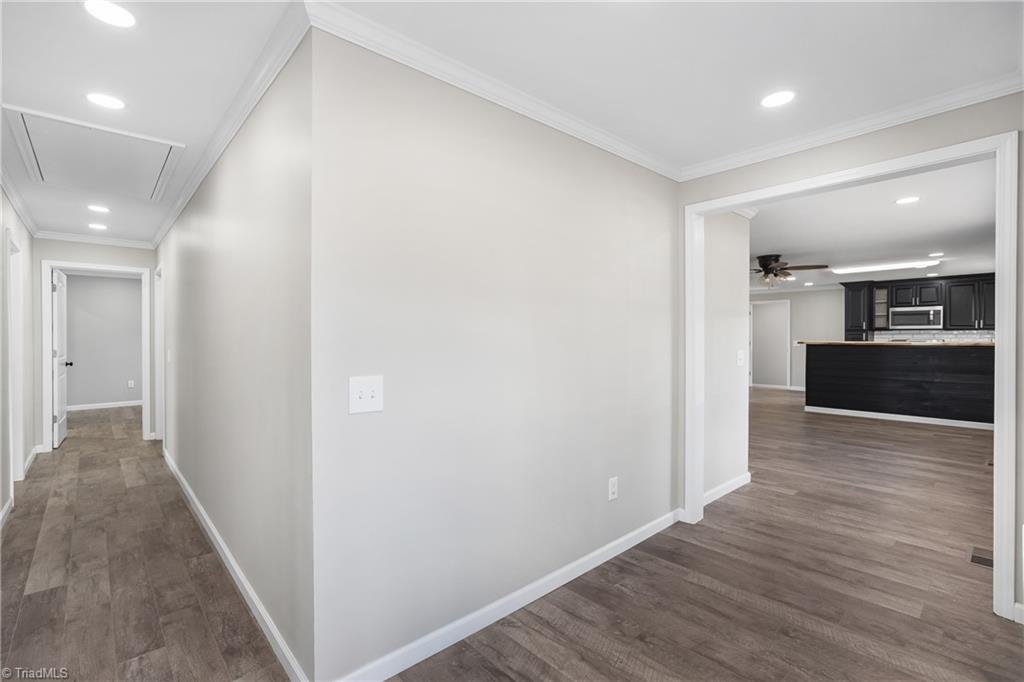 2032 Falcon Road East Bend, NC 27018 - Photo 5 of 27 Gallery Image 5
