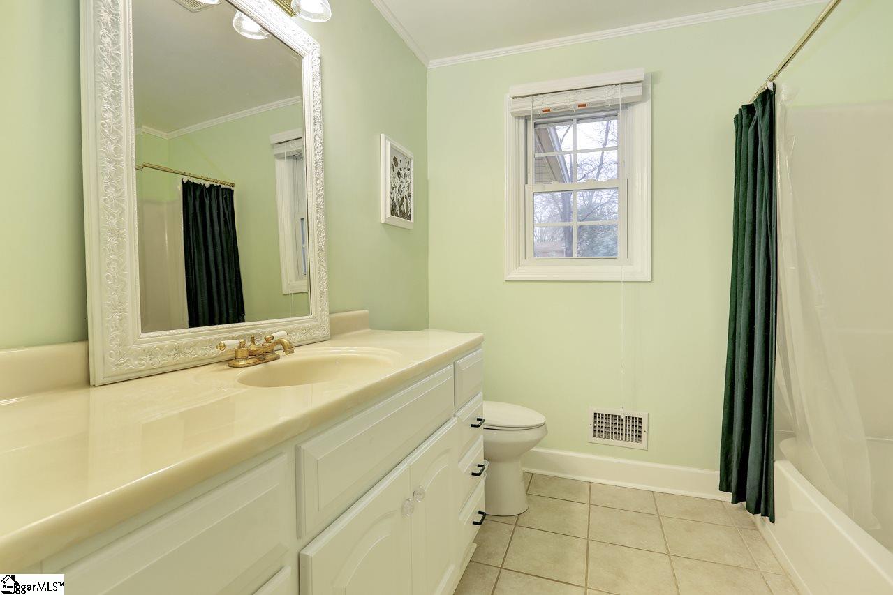 110 Ridge Springs Road Taylors, SC 29687 - Photo 15 of 25 Gallery Image 15