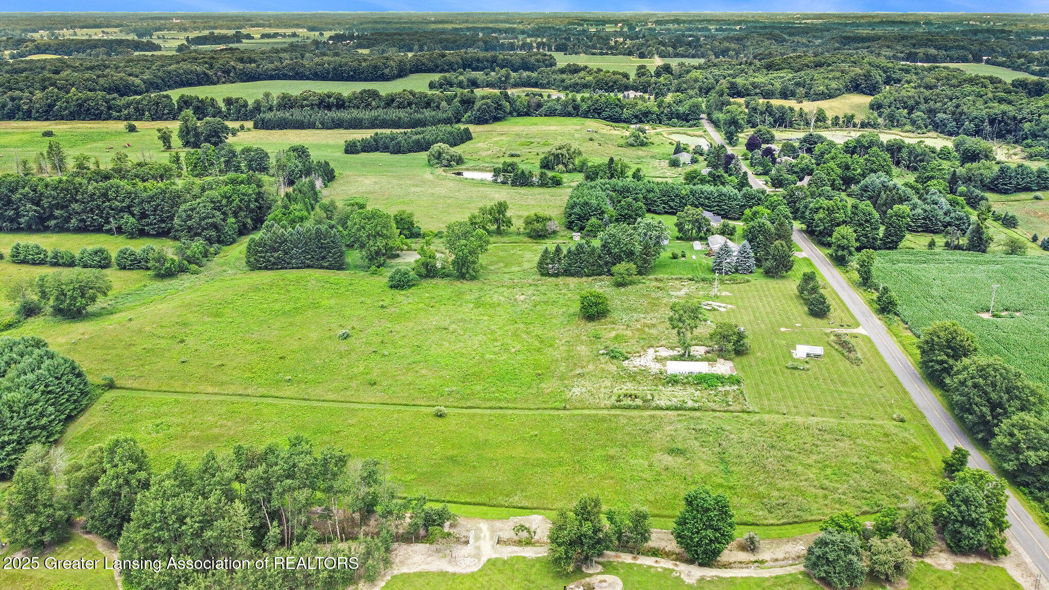 5818 South Stine Road Olivet, MI 49076 - Photo 3 of 9 002_file_338