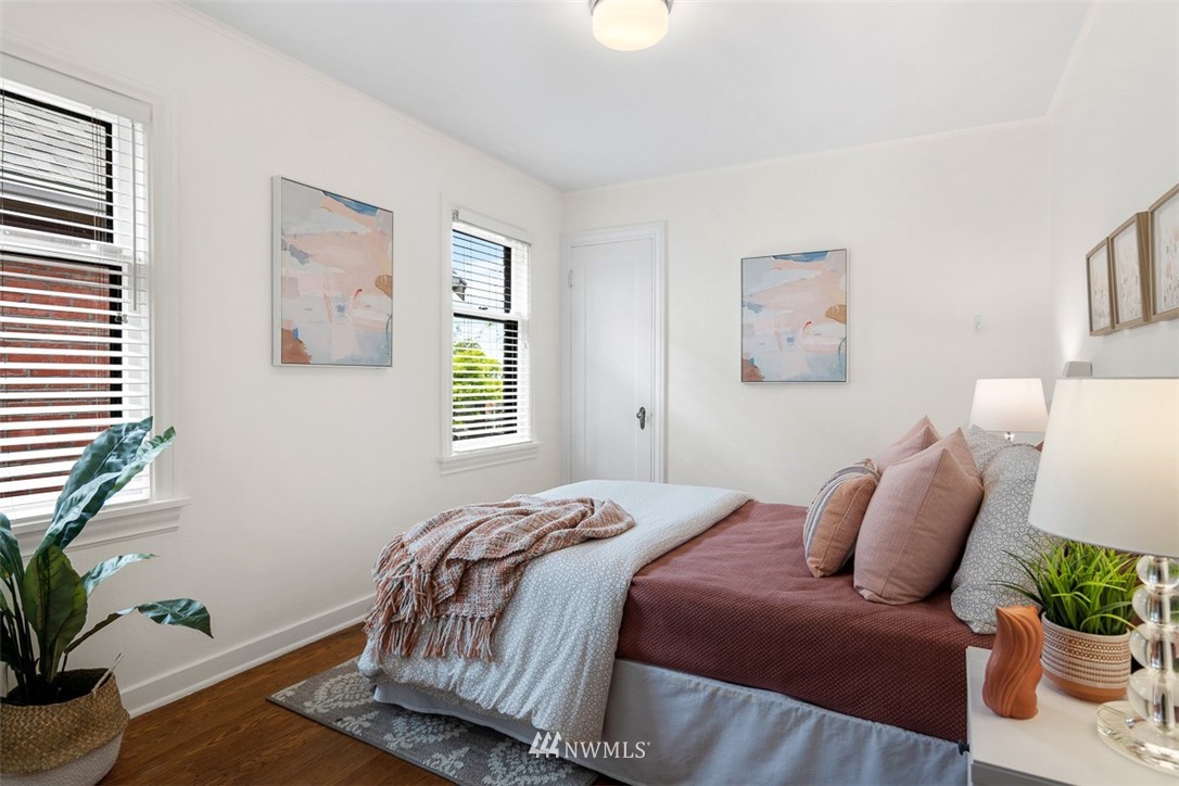2335 North 65th Street Seattle, WA 98103 - Photo 14 of 28 Gallery Image 14