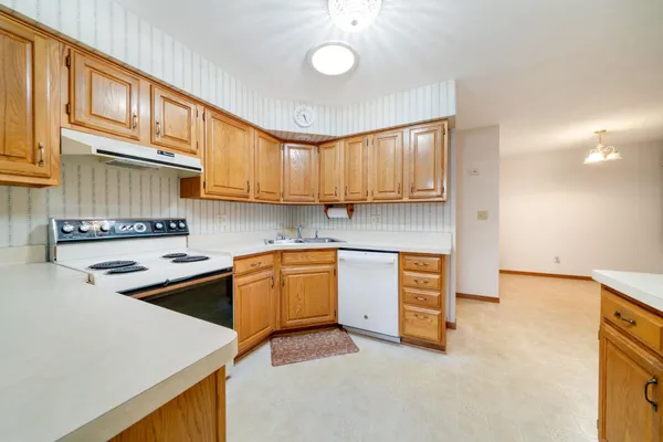 $149,900 | 5036 Valley Pines Drive, Rockford, IL 61109