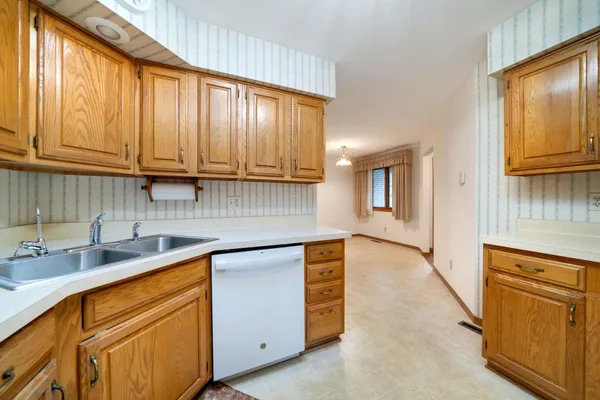 $149,900 | 5036 Valley Pines Drive, Rockford, IL 61109