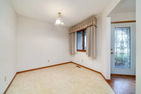 $149,900 | 5036 Valley Pines Drive, Rockford, IL 61109