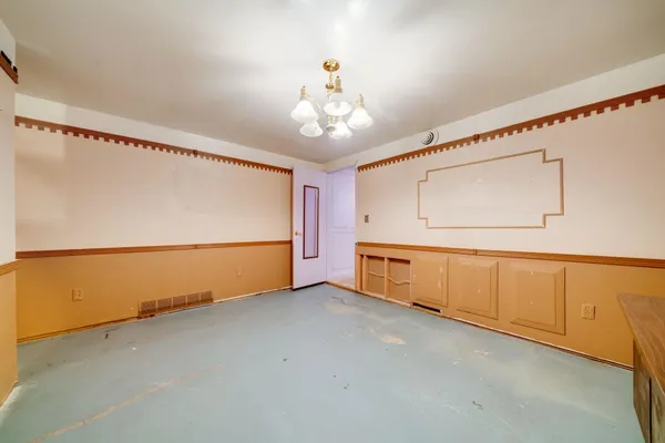 $149,900 | 5036 Valley Pines Drive, Rockford, IL 61109