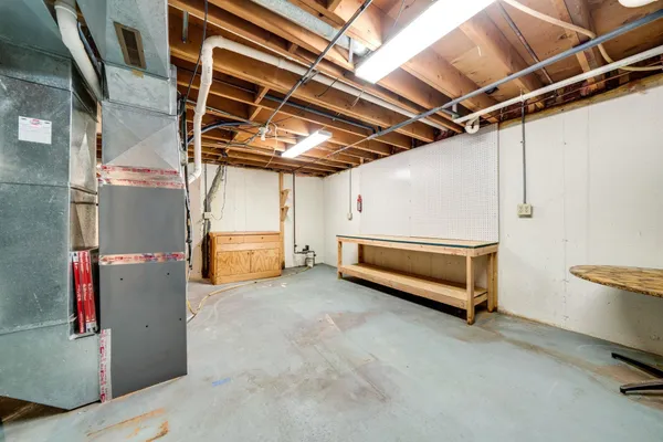 $149,900 | 5036 Valley Pines Drive, Rockford, IL 61109