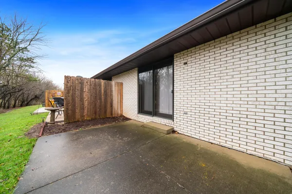 $149,900 | 5036 Valley Pines Drive, Rockford, IL 61109