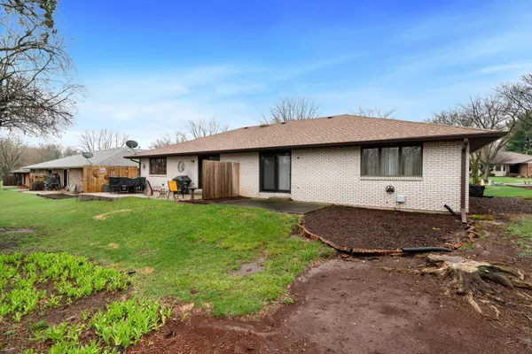 $149,900 | 5036 Valley Pines Drive, Rockford, IL 61109