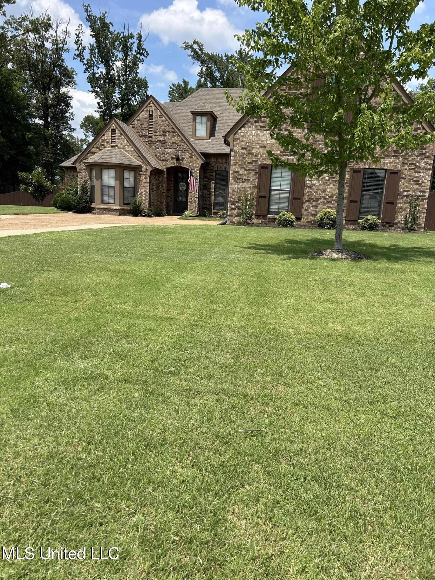 9078 Mitchell's Corner Road North Olive Branch, MS 38654 - Photo 2 of 40 IMG_9311