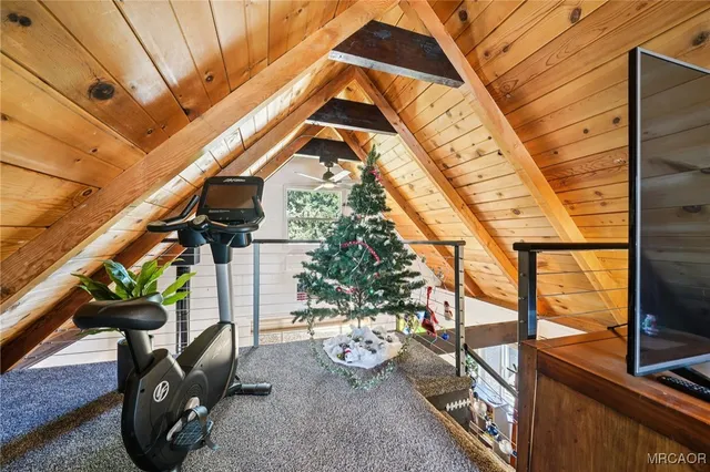 a view of an entryway