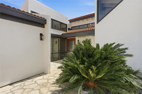 $2,500,000 | 3433 Newridge Drive, Rancho Palos Verdes, CA 90275