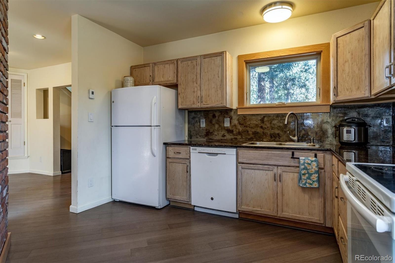 476 Dawson Road Pine, CO 80470 - Photo 5 of 28 Gallery Image 5