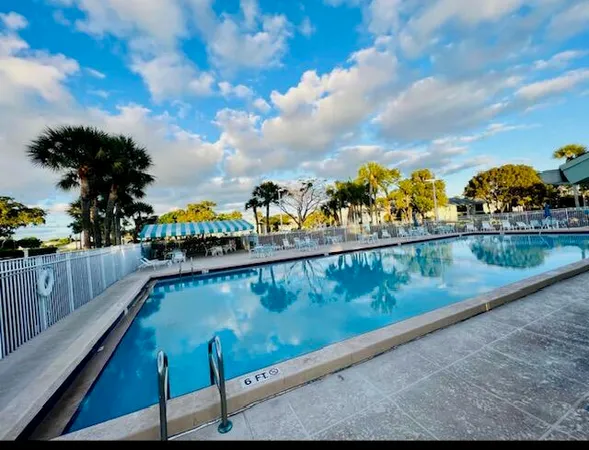 $2,000 | 3606 Alder Drive, Unit D2, West Palm Beach, FL 33417