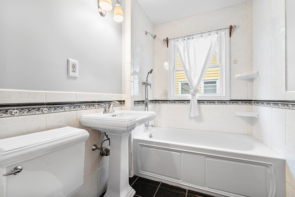 193 Ashcroft Road Medford, MA 02155 - Photo 24 of 33 Gallery Image 24