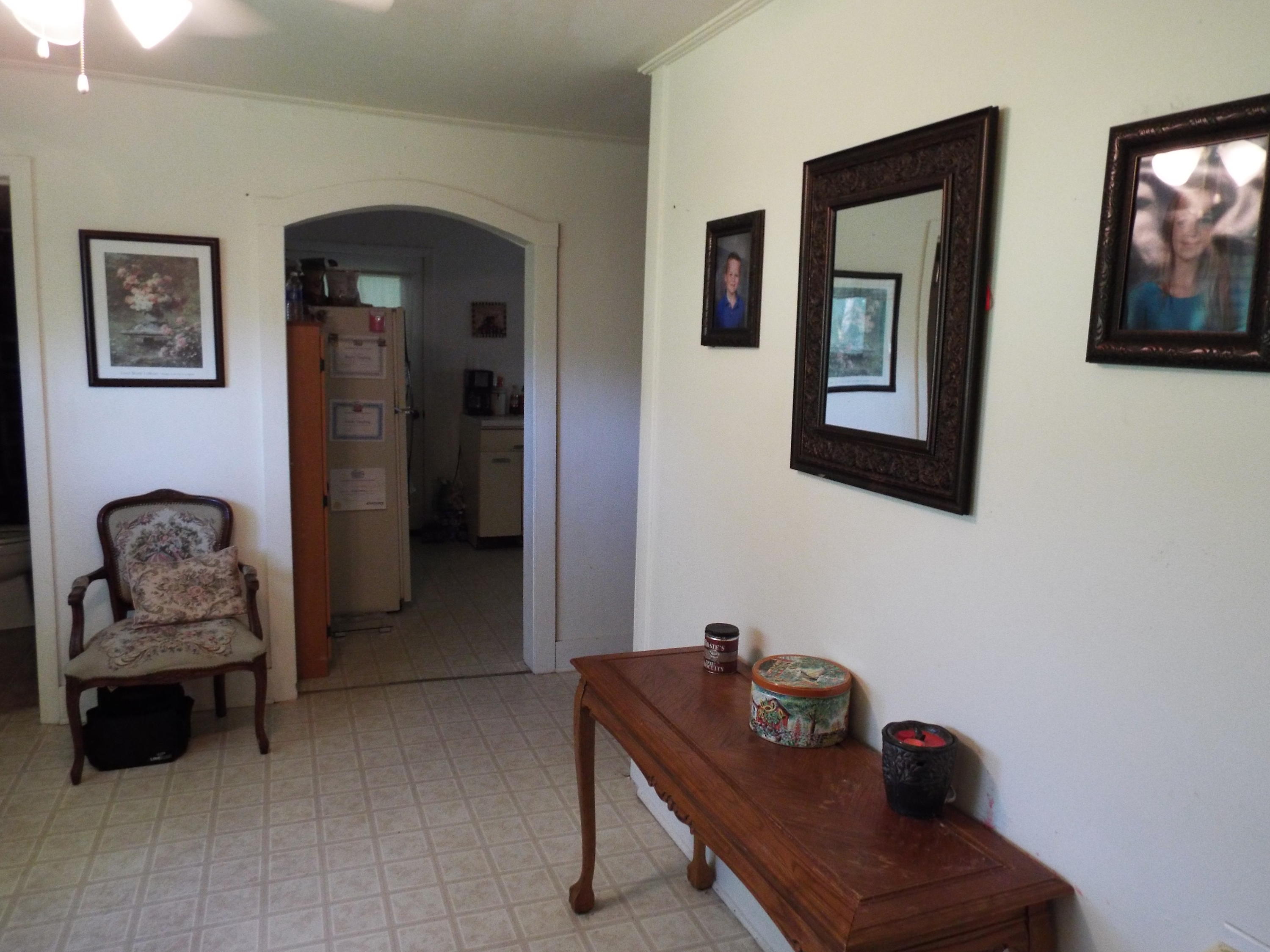 411-417 Shady Grove Road Lancing, TN 37770 - Photo 40 of 41 DSCF1029