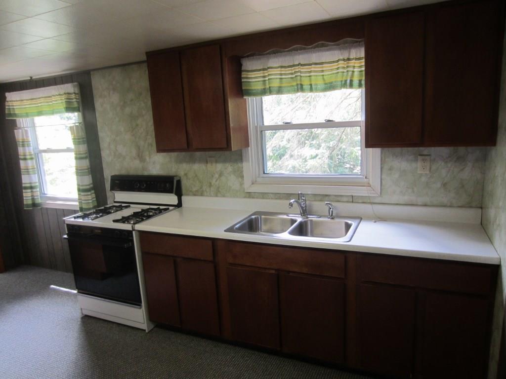 449 Jackson Road Plum, PA 15239 - Photo 4 of 23