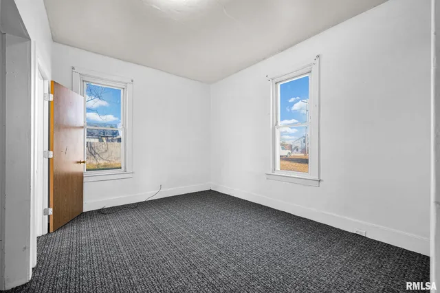 $79,900 | 408 South 2nd Street, Pekin, IL 61554